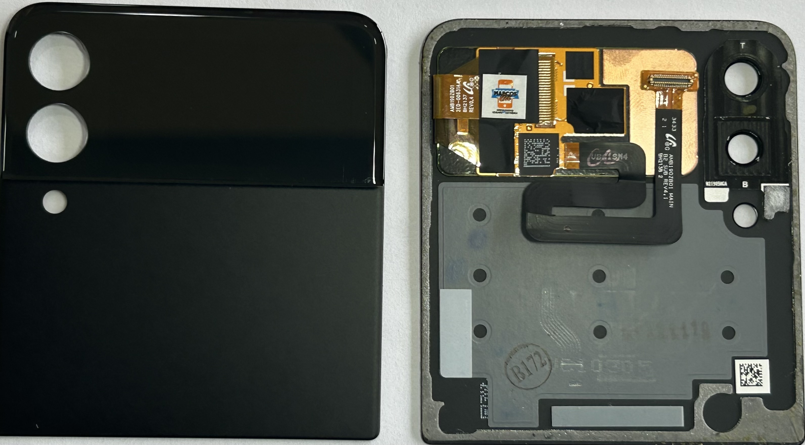 Tapadera con LCD Samsung Z Flip3 / F711B/U Negro