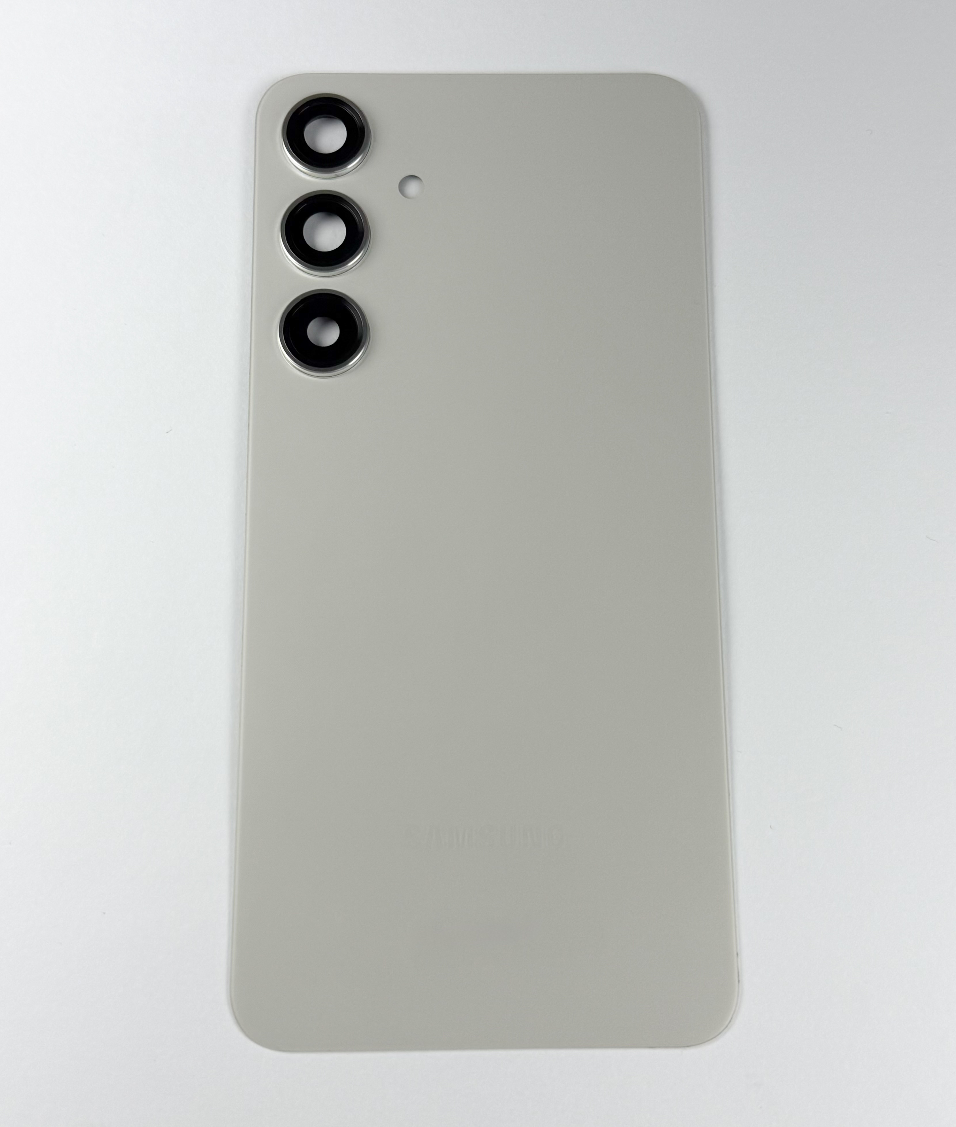 Tapa Samsung S24 Plus Titanio Original con lente de camara