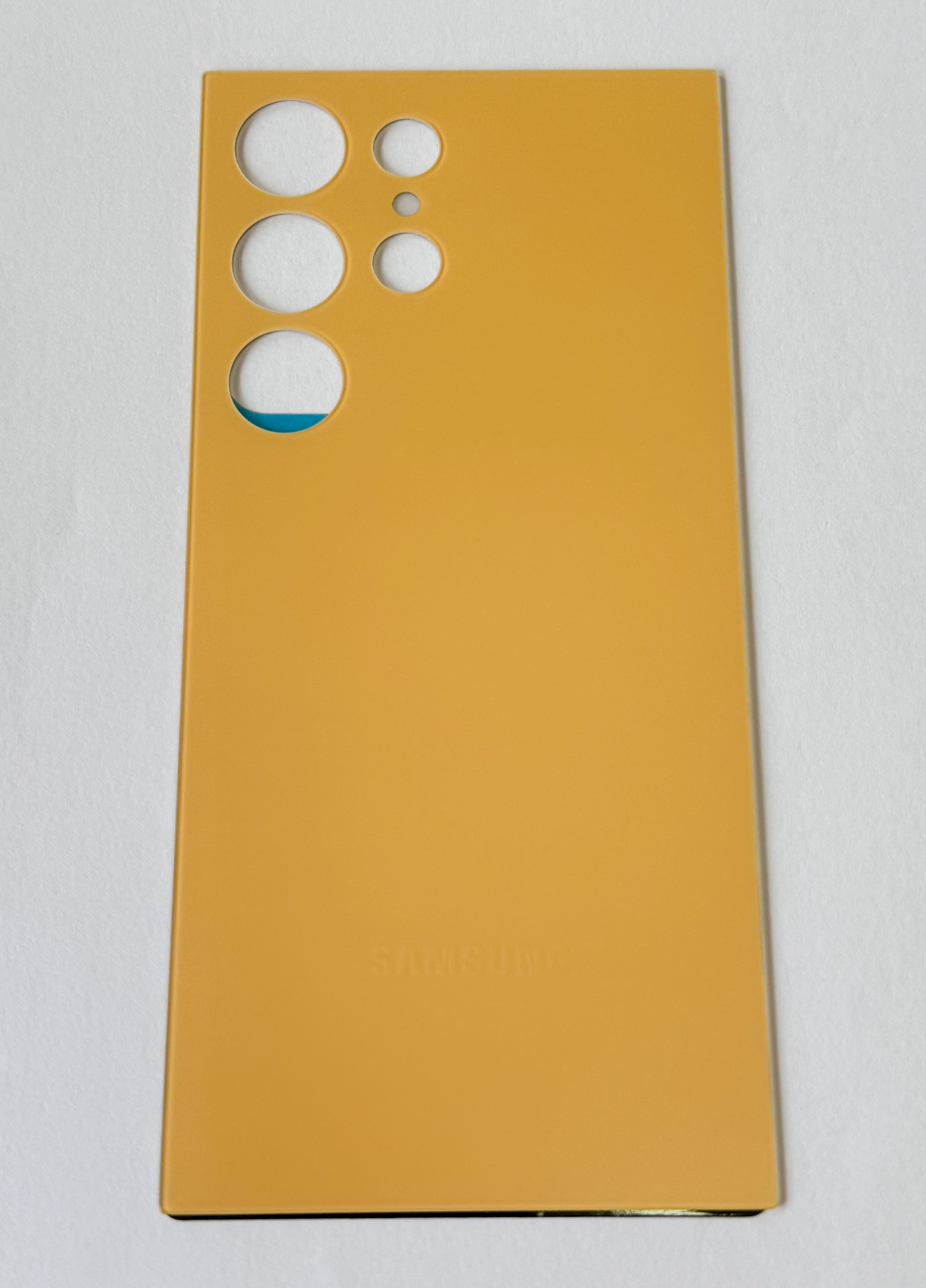 Tapa Samsung S24 Ultra Dorado Titanio